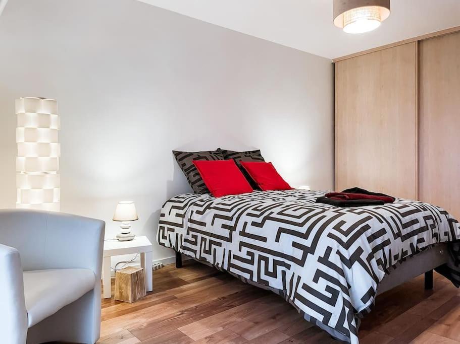 Ferienwohnung Lumineux Avec Vue Sur Les Vosges Colmar Exterior foto